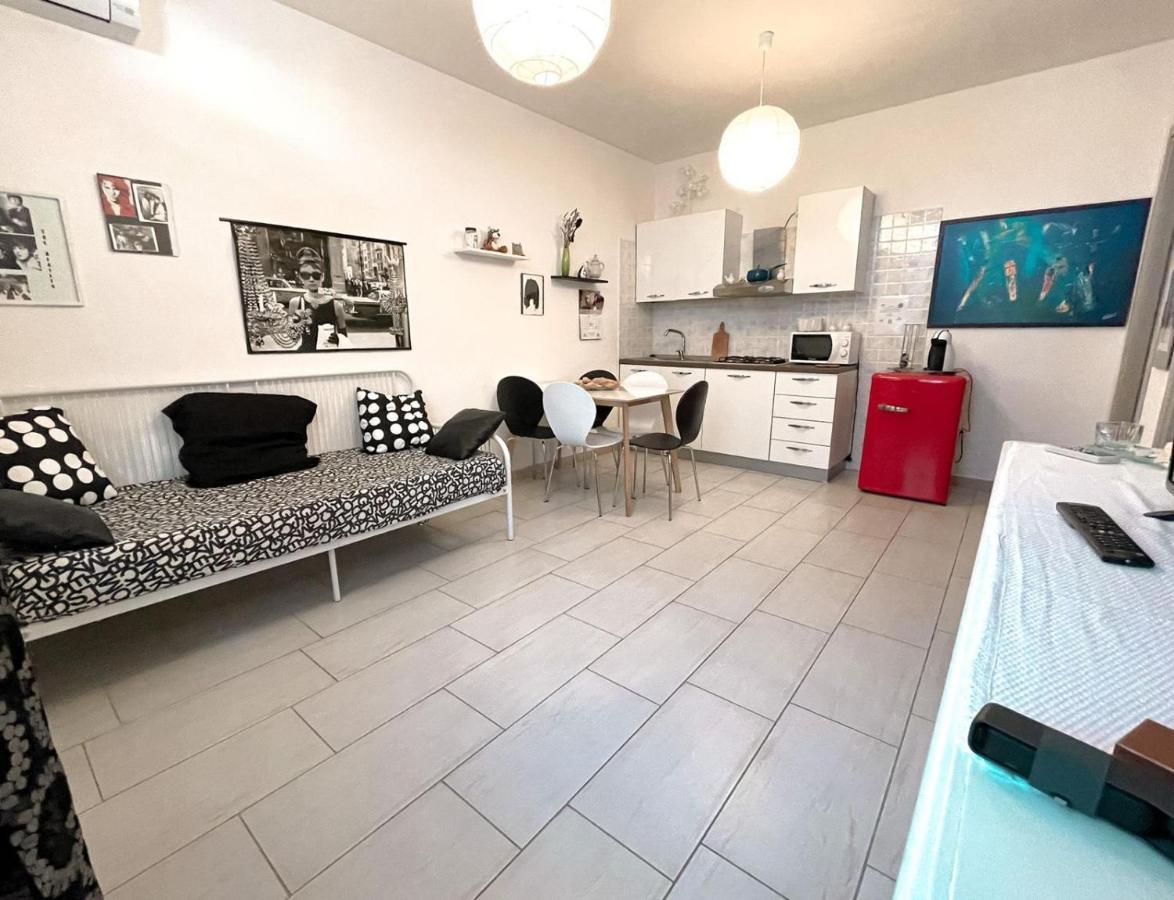 Appartement Red Ginger à Oristano Extérieur photo