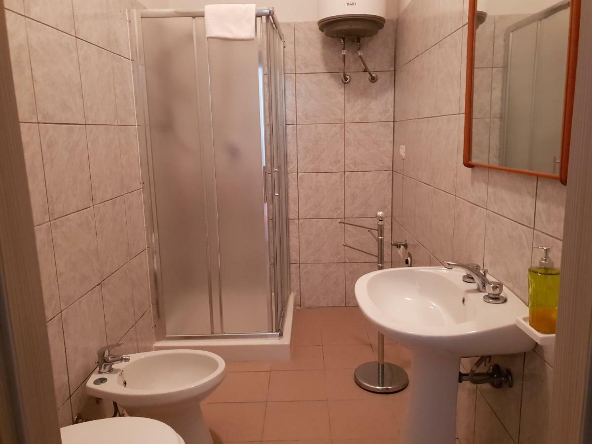 Appartement Red Ginger à Oristano Extérieur photo